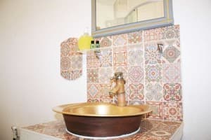 Мини-отель Mamba Hotel. №1 Просторный светлый номер – в укрытии 14