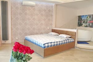 Апарт-отель Мост Сити Апарт Отель. Люкс двухместный с видом на Днепр 3