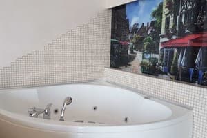 Апарт-отель Мост Сити Апарт Отель. Люкс двухместный с видом на Днепр 16