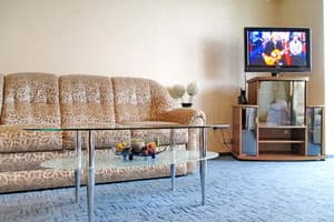 Апарт-отель Мост Сити Апарт Отель. Студио двухместный на Грушевского, 1 угол пр.Яворницкого (не Мост Сити) 4