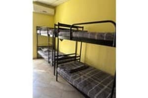 Хостел Вокзальный. Место в общем 8-местном номере нижнее 1