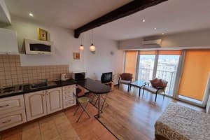 Квартира на проспекте Поля-2. Студио двухместный  1